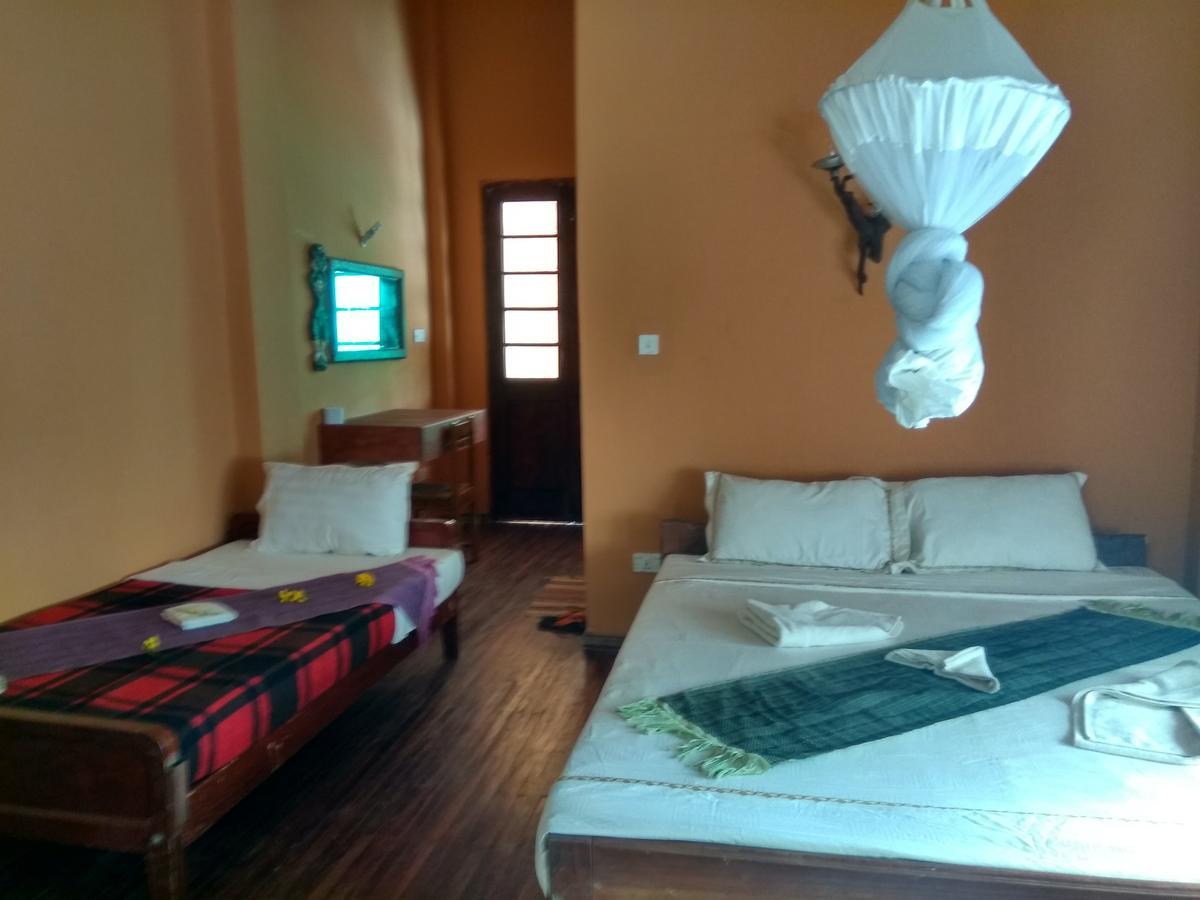 Prince Hotell Mrauk-oo Exteriör bild